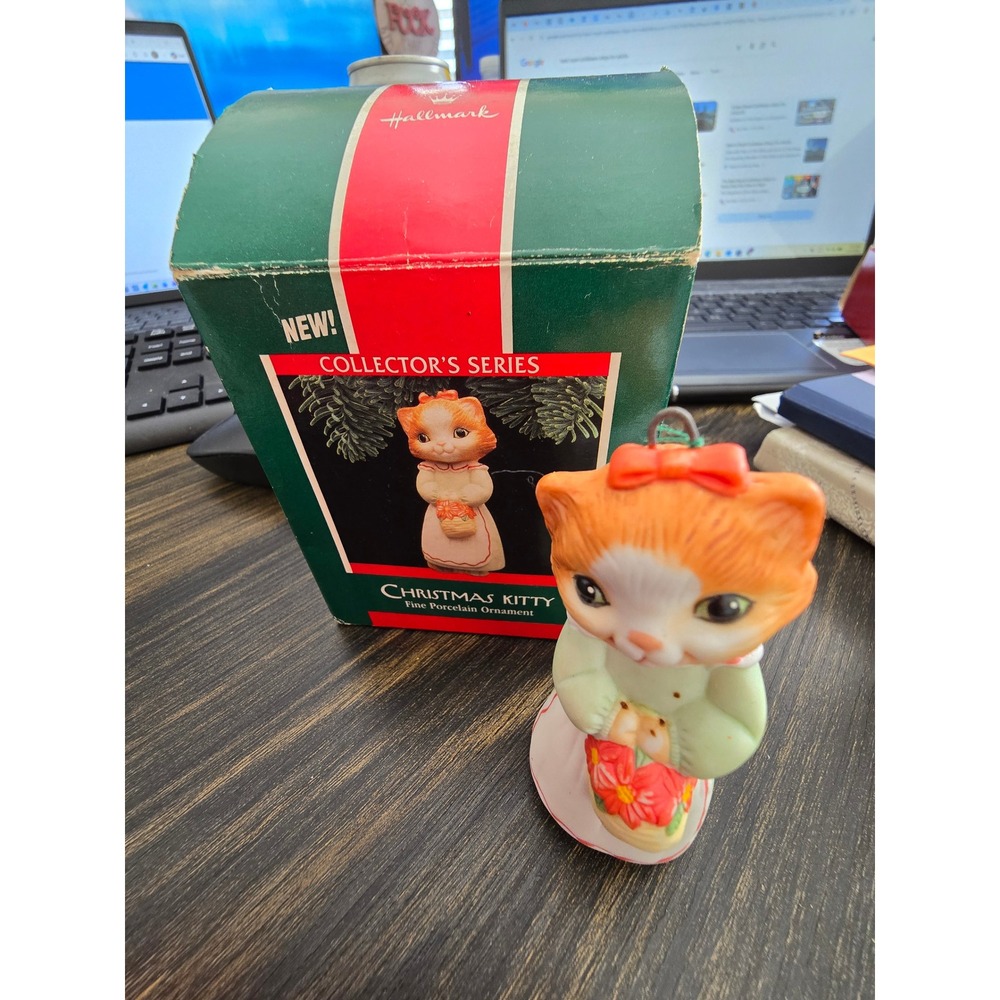 Hallmark Keepsake Christmas Kitty Ornament‎ Fine Porcelain First in Series 1989